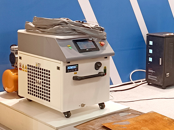  TEYU S&A手持式焊机冷水机CWFL-1500ANW