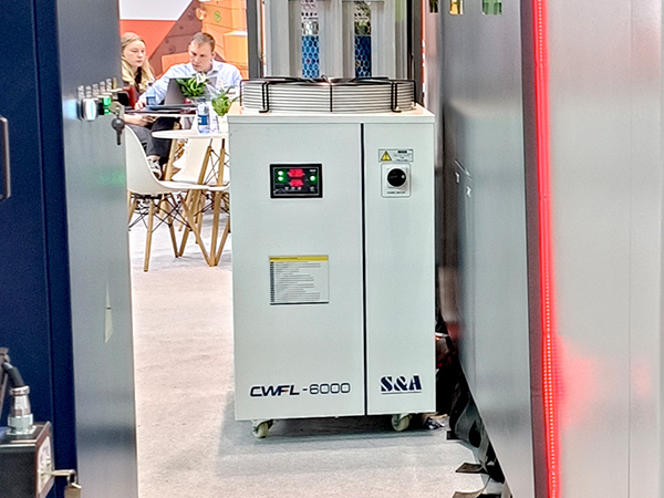 特域S&A工业冷水机CWFL-6000