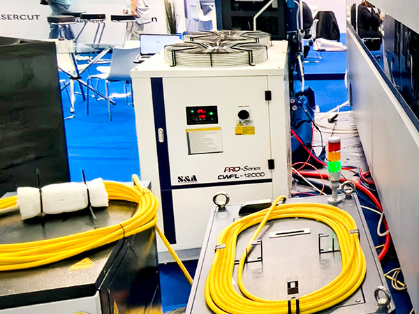 特域S&A工业冷水机CWFL-8000