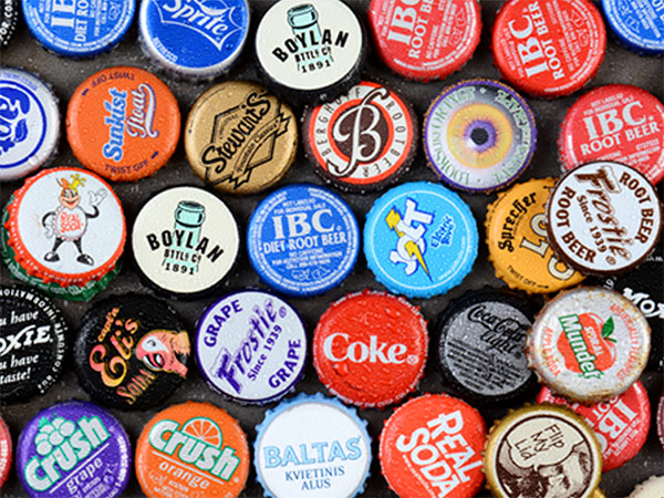  കുപ്പി അടപ്പ് ആപ്ലിക്കേഷനിലെ UV ഇങ്ക്ജെറ്റ് പ്രിന്റർ