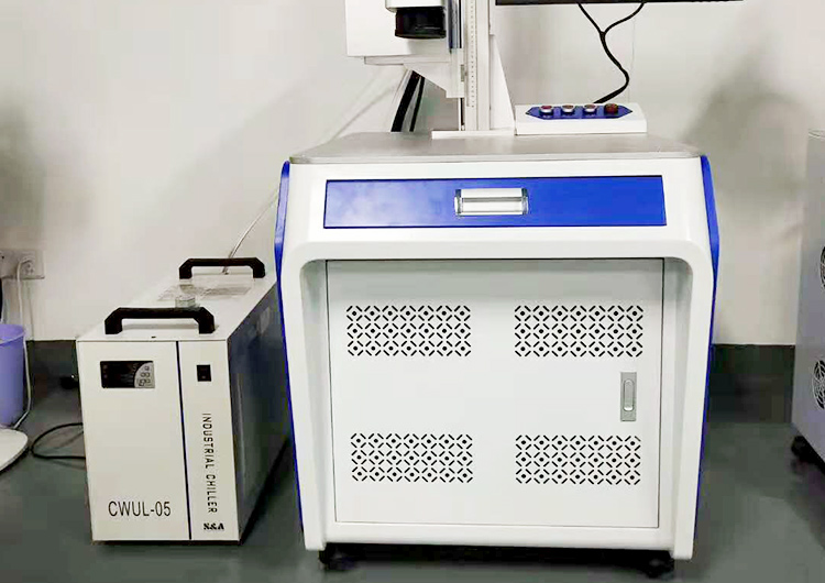  Fuaraitheoir Léasair CWUL 05 le haghaidh Meaisíní Marcála Léasair UV 3W-5W