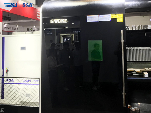 TEYU S&A Laser a fibra CWFL-60000 Refrigeratore per taglierine laser a fibra da 60 kW, saldatrici, stampanti