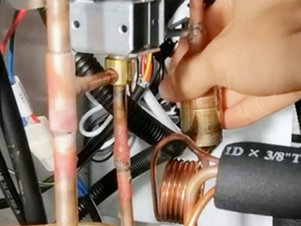  Kumaha Ngabéréskeun Alarm Suhu Cai E2 Ultrahigh tina TEYU Laser Chiller CWFL-2000?