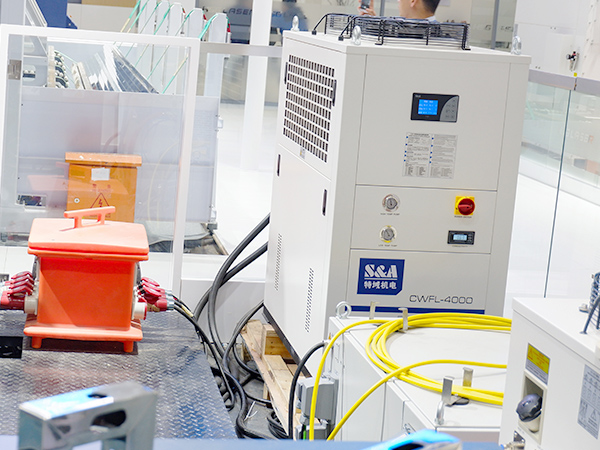 Industrial Refrigeration System CWFL-4000 for 4KW Fiber Laser Cutter & Welder