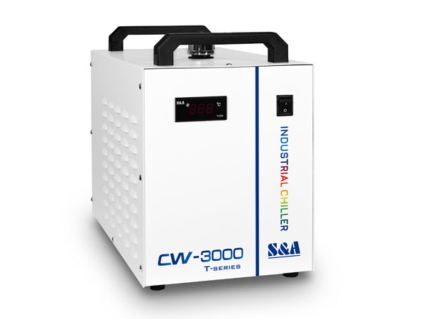 What is the controllable temperature range for CW3000 water chiller? 1