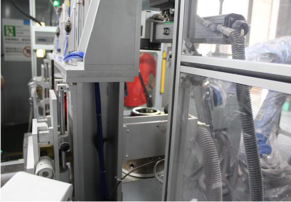  hàn laser trong ấm điện