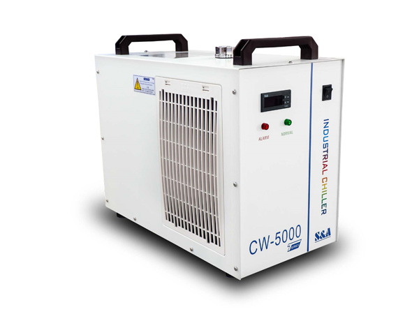  mazs ūdens dzesētājs