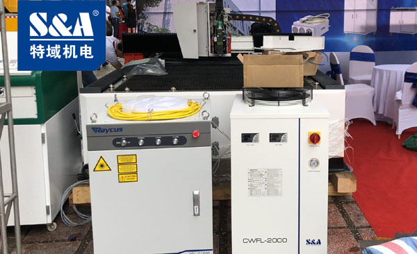 1,500W or higher Raycus laser chiller 1,500W or higher Raycus laser chiller