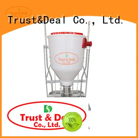 Trust&Deal Breeding Equipment pig waterer design for livestock farm3 1