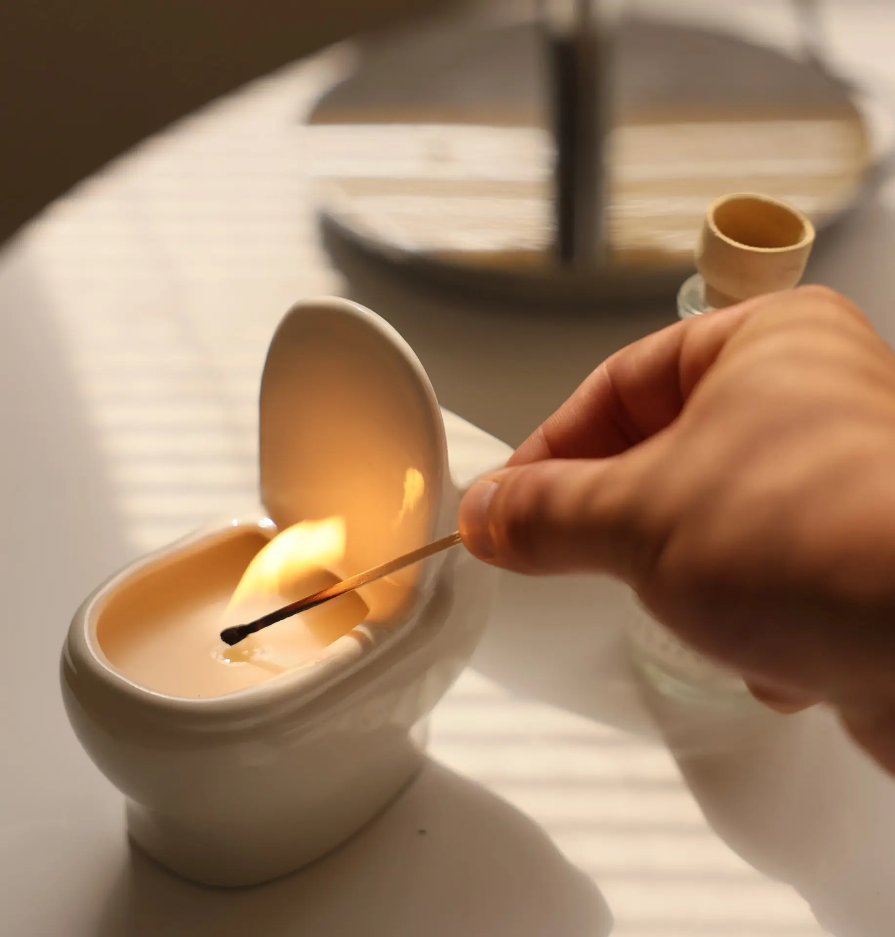 Fashion Candle Ceramic Jars for Workplace 2