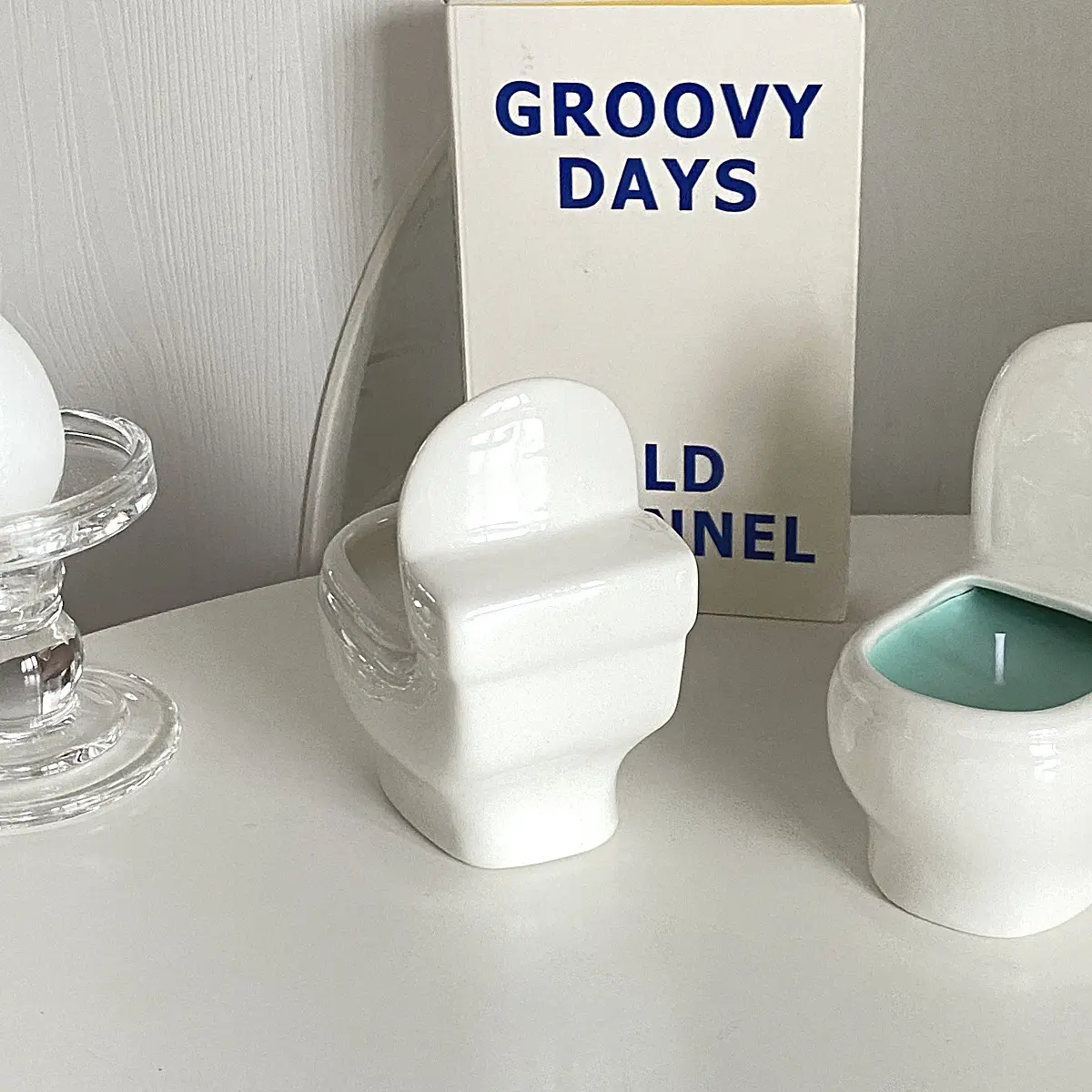 Fashion Candle Ceramic Jars for Workplace 3