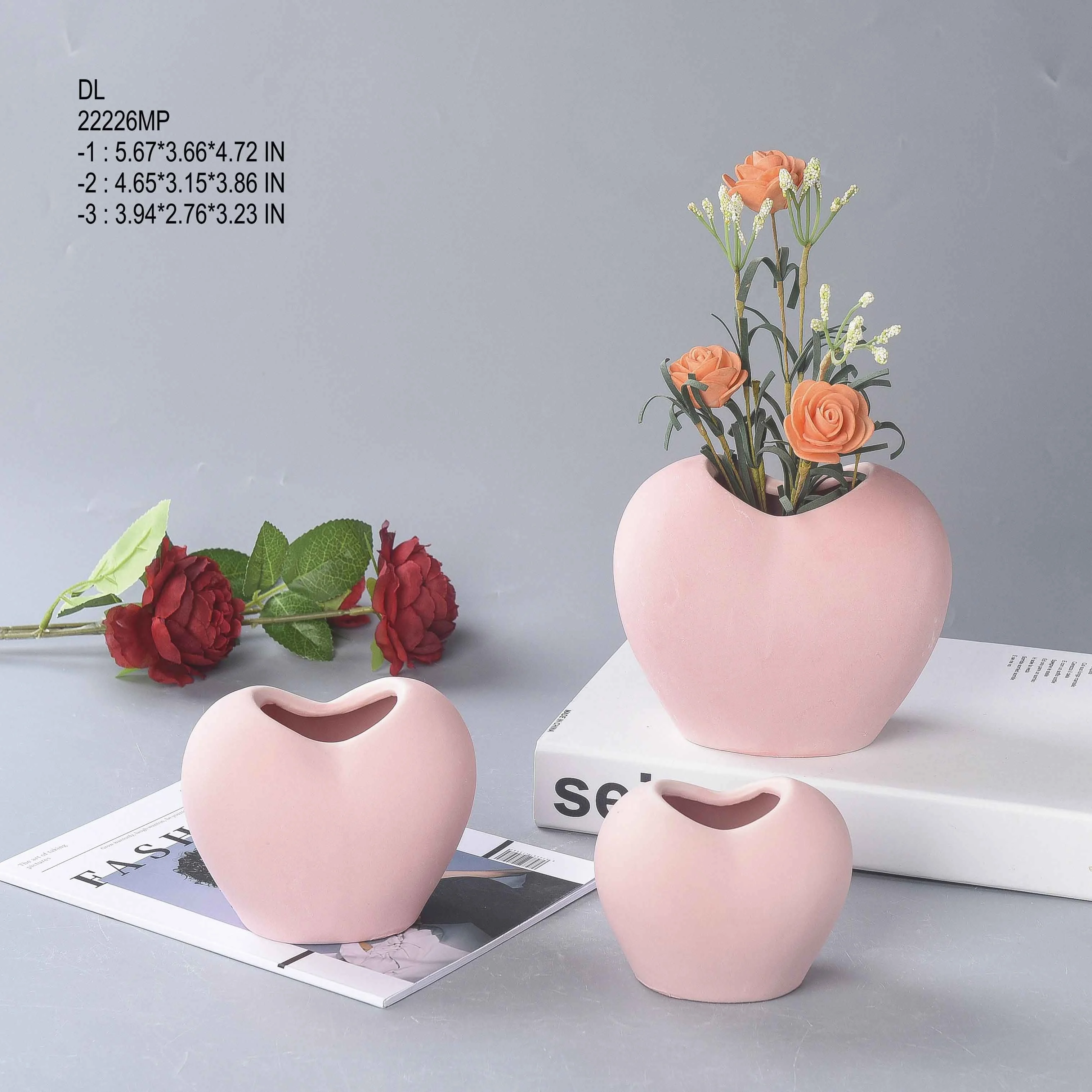 Romantici vasi in ceramica a forma di cuore per un San Valentino affascinante 1