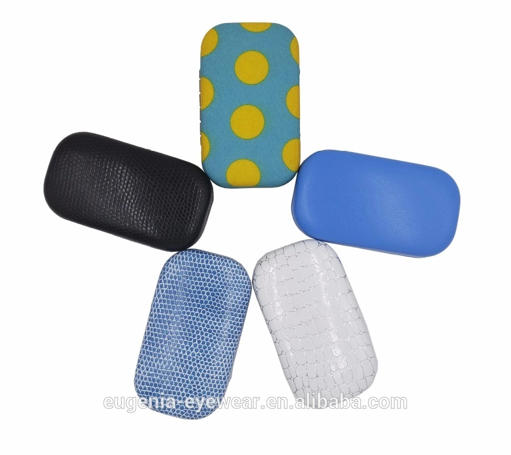 cute easy carry fashion small novelty contact lens case 1