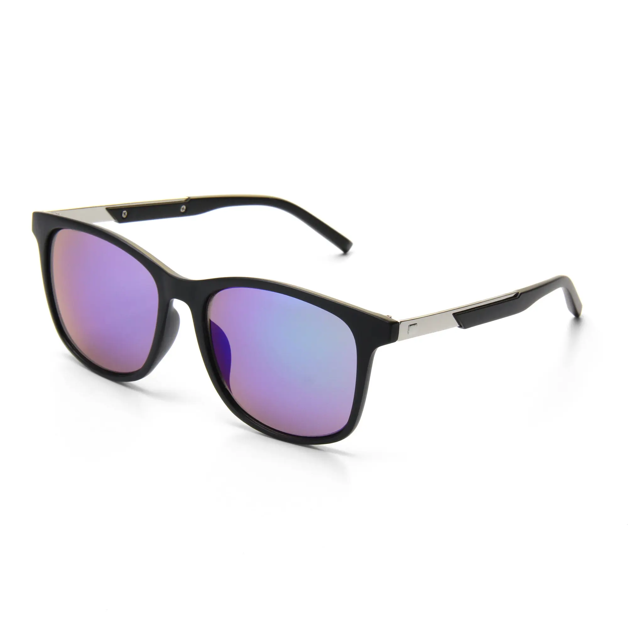 Eugenia wholesale mens sunglasses elegant for Fashion street snap 1