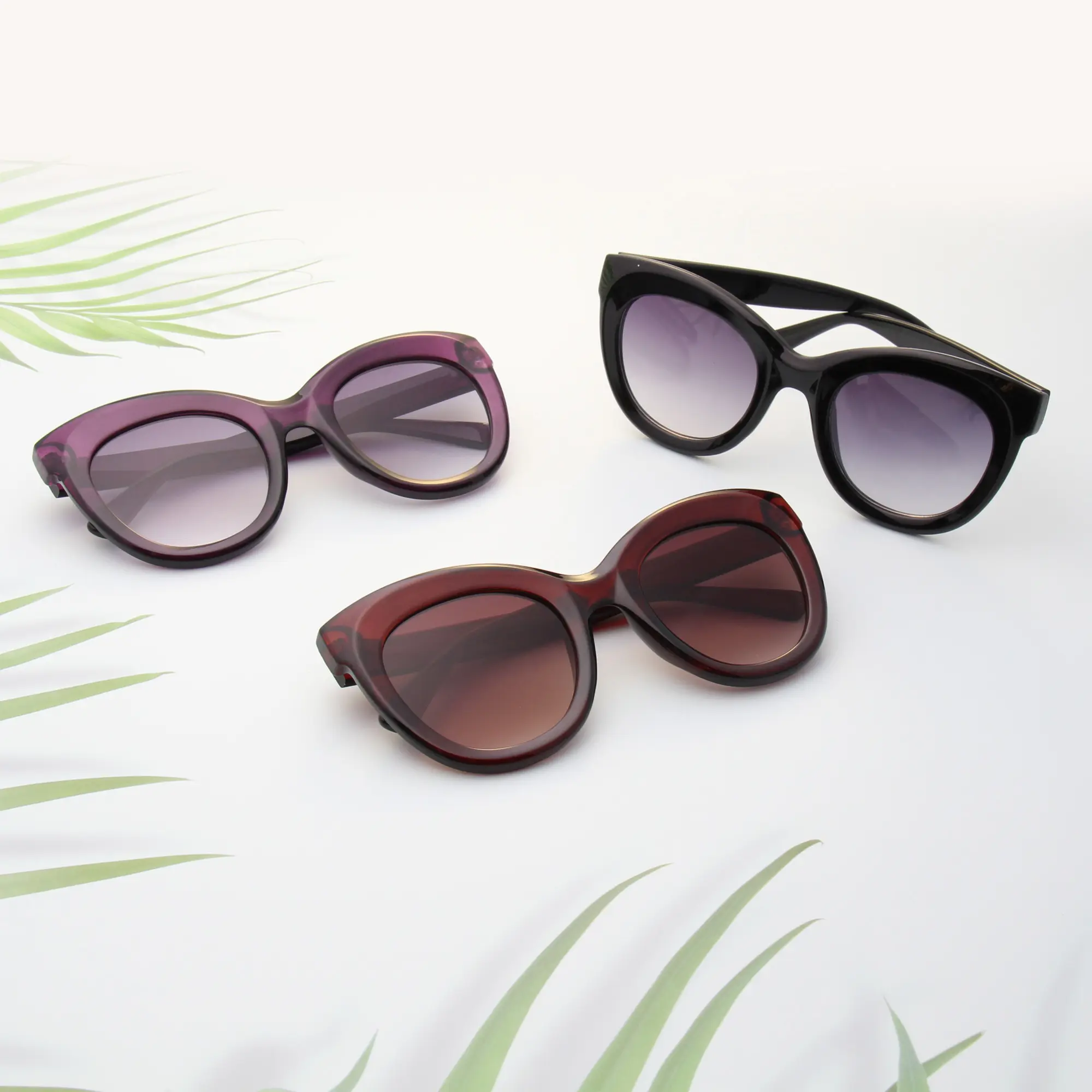 Eugenia bulk womens sunglasses classic for Decoration 4