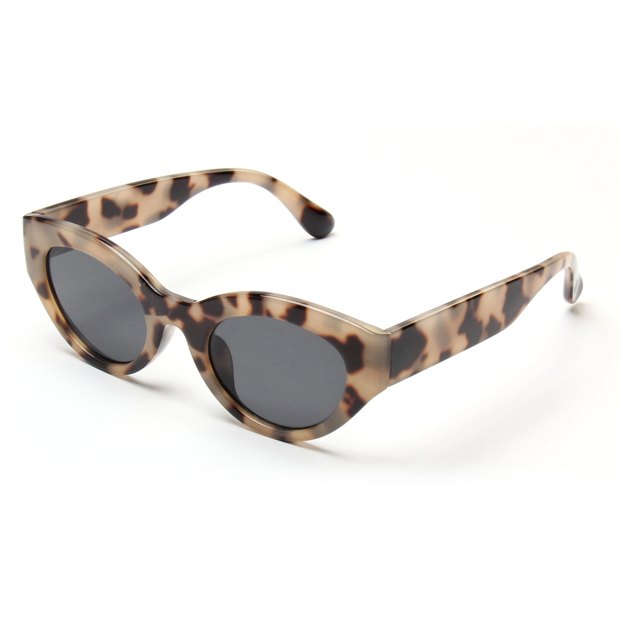 Hot Selling Big Frame Fashion Square Sunglasses 2021 Classic Womens Sunglasses 1