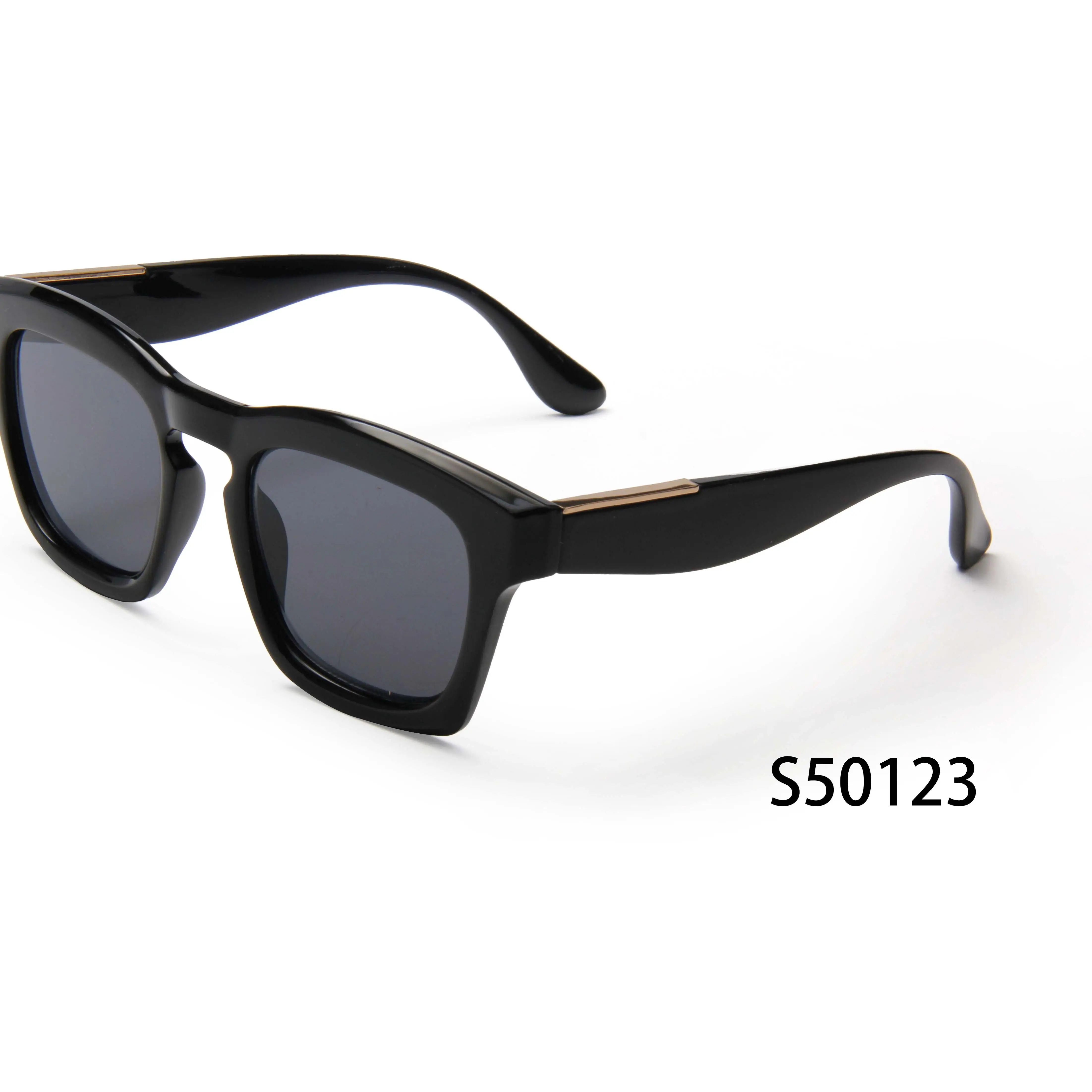 Eugenia Eyewear Wholesale Personalized Sunglasses China Factory 4