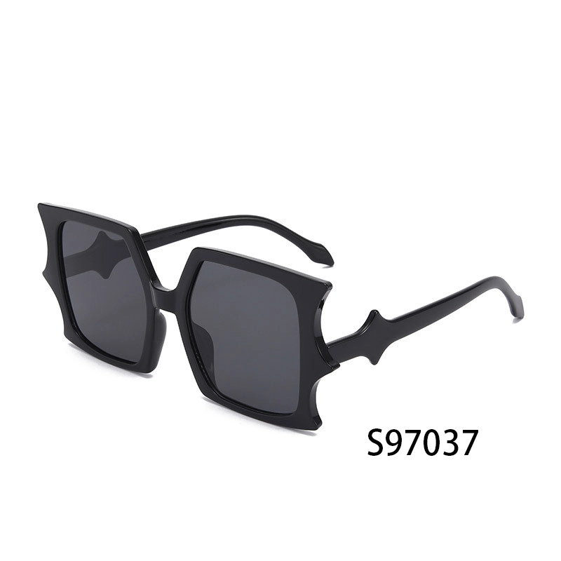 S97037 Halloween Gift Butterfly Crystal Sunglasses Funny Holiday Y2K Party Personality Bat Hip Hop Funny Shape Eyeglasses 1