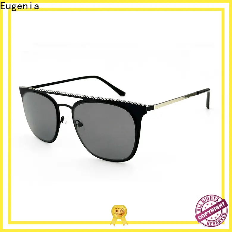 Eugenia black square sunglasses for Driving 1