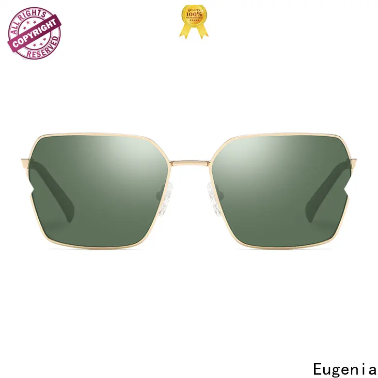 Eugenia black square sunglasses elegant for Driving 1