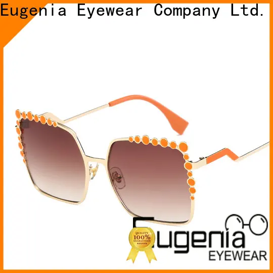 Eugenia unisex square shape sunglasses luxury 1