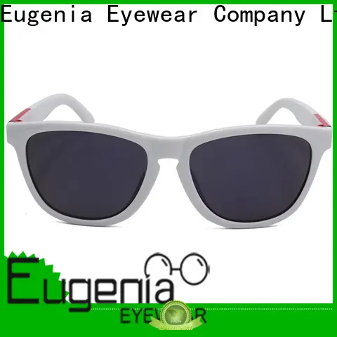 Eugenia kids sunglasses marketing for party 1
