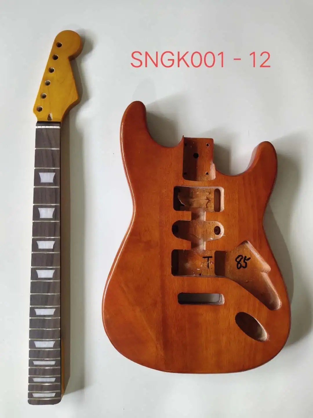 DIY Electric Guitar Kits-Build Your Own Guitar1 1
