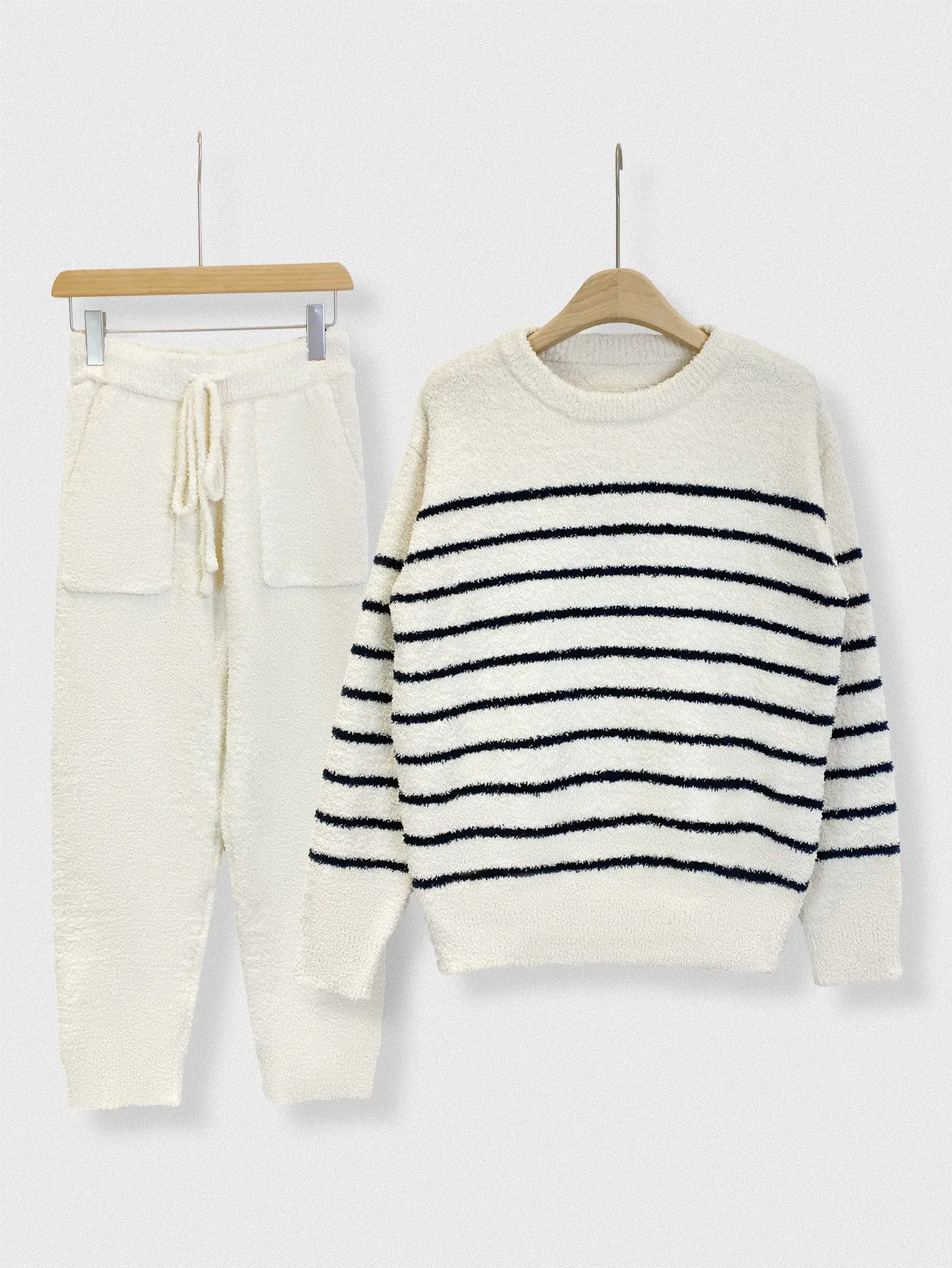 Black Jumpers Factory 6