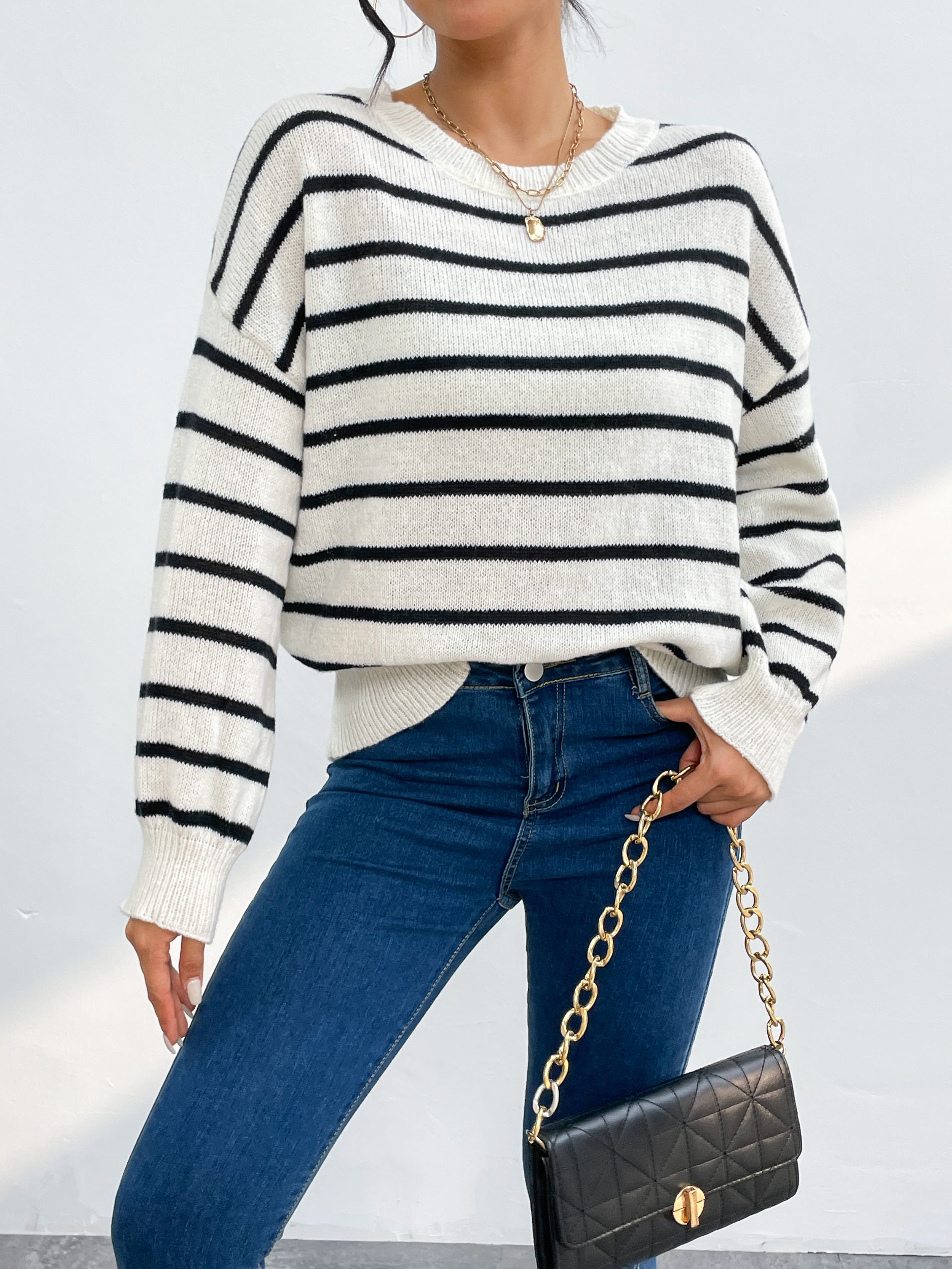 Ventilateur Flo Far Tripted Pullover Back Slit Faux boutons Top de banlieue décontractée 3