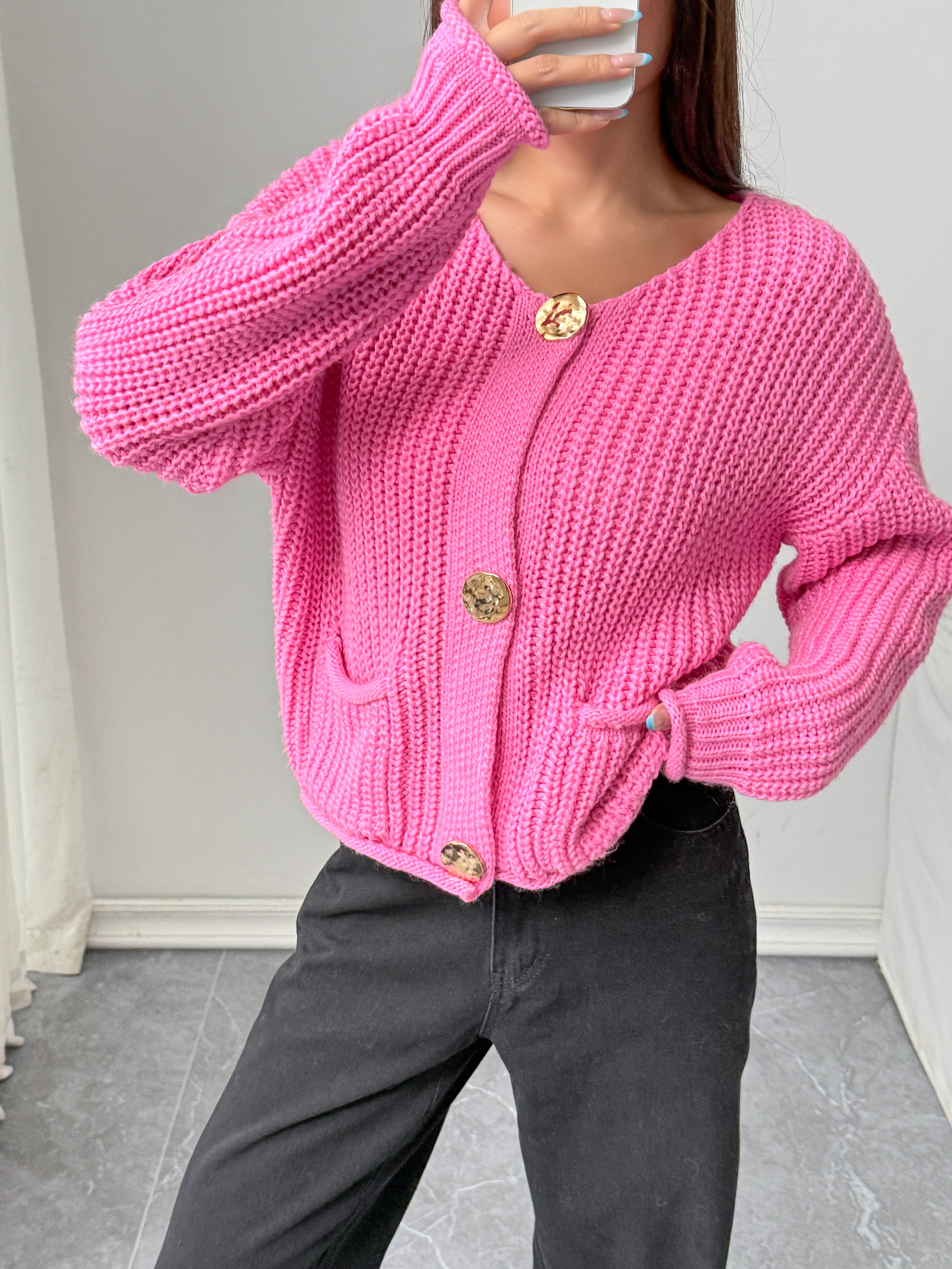 Fan Flo Women's Knitted Cardigan Chunky Short Metal Button Design Spring and Autumn Jacket 5