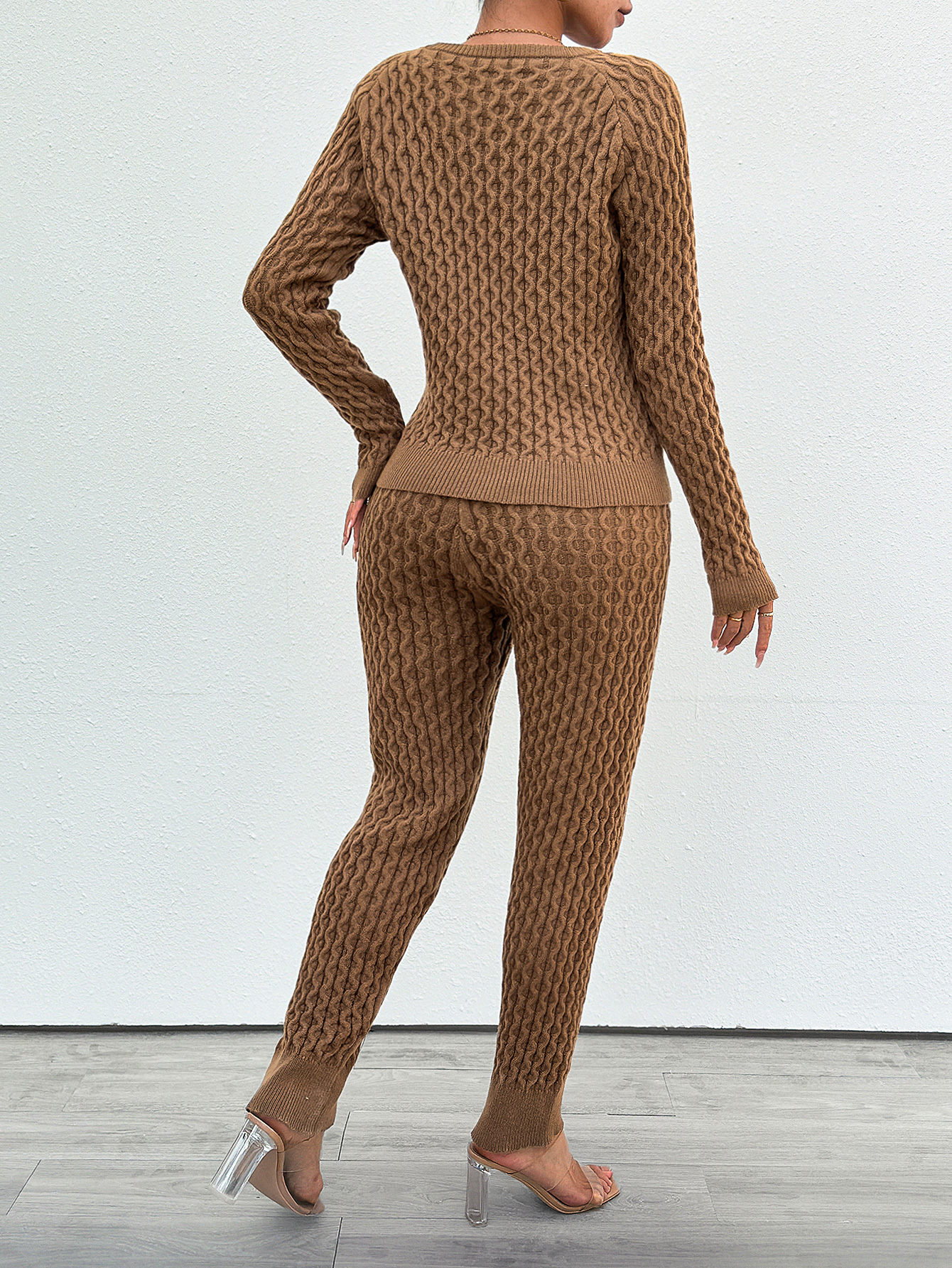 Fan Flo Damas Traje tejido Color sólido Cable redondo Cable Sweater Solid Solidy Sweater + Pantalones de otoño e Invierno Diario Diario Ropa casera 3