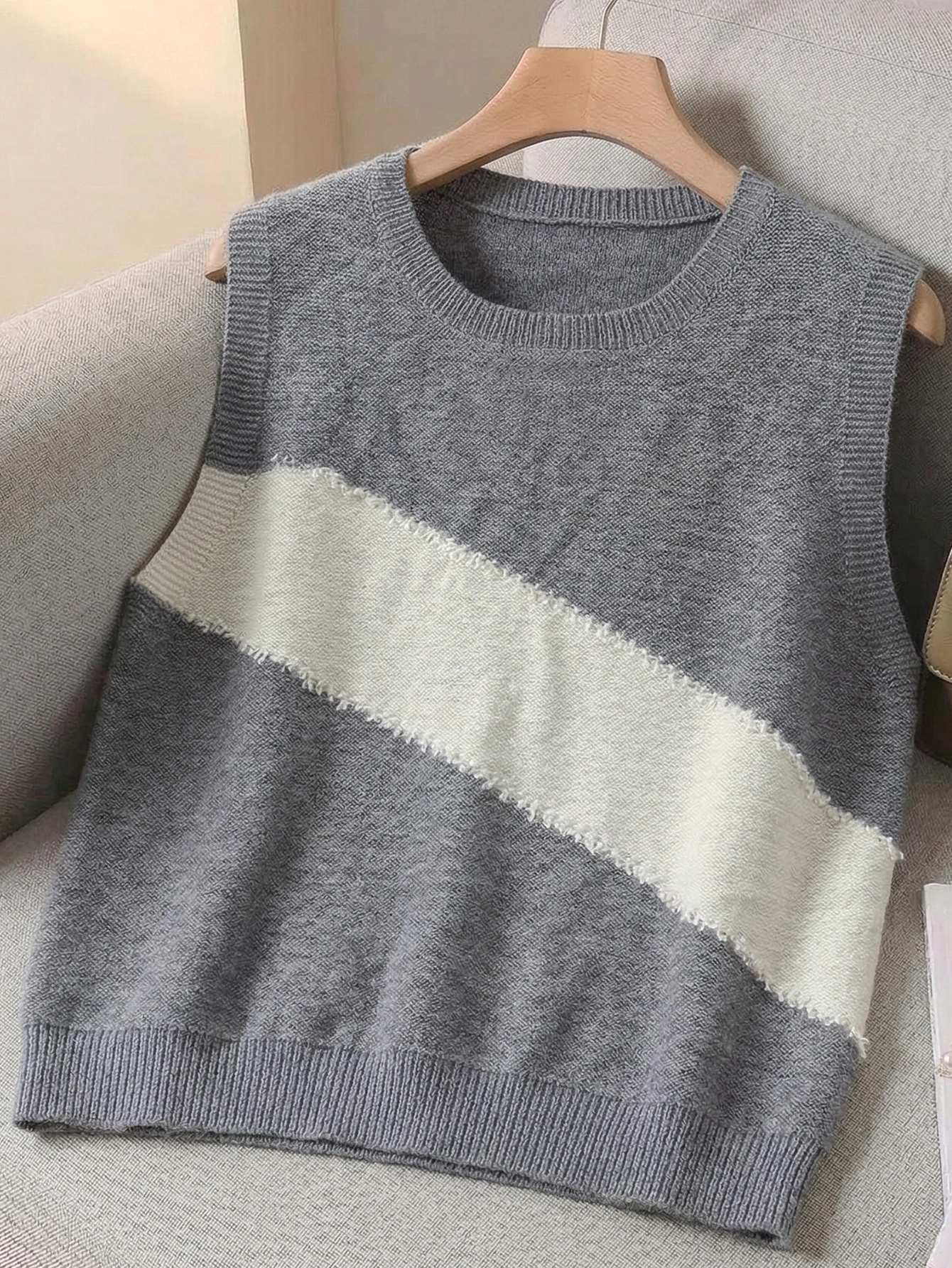 Женская трикотажная одежда