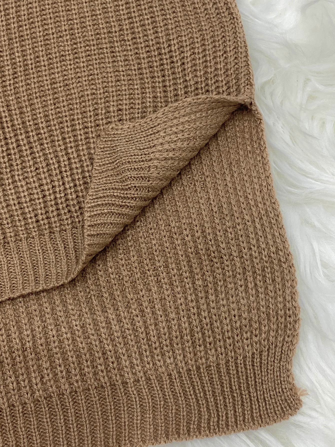Damenstrickwaren