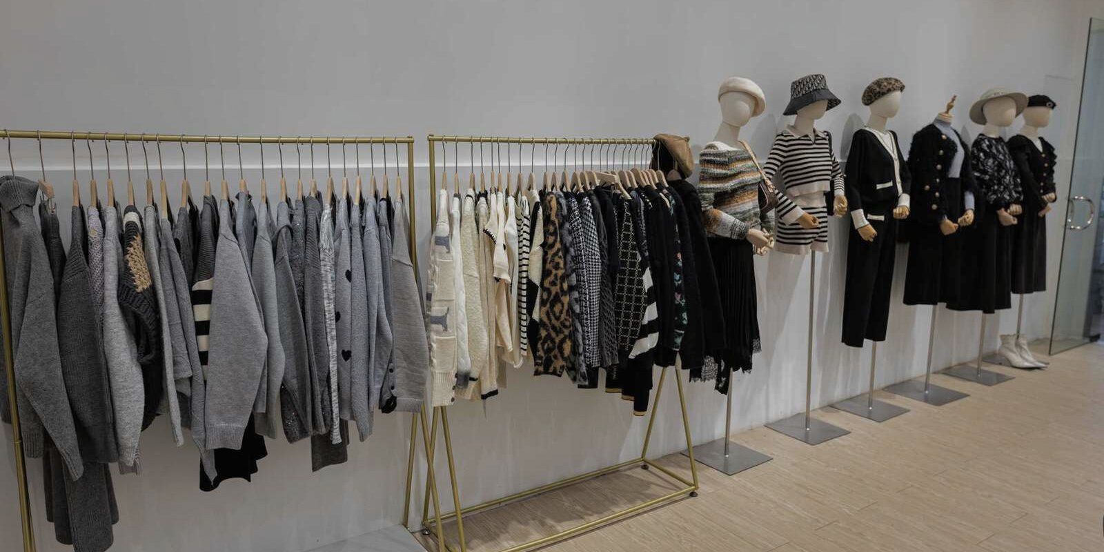 Bulk Sweaters Factory | Wholesale Knitwear Supplier with Low MOQ