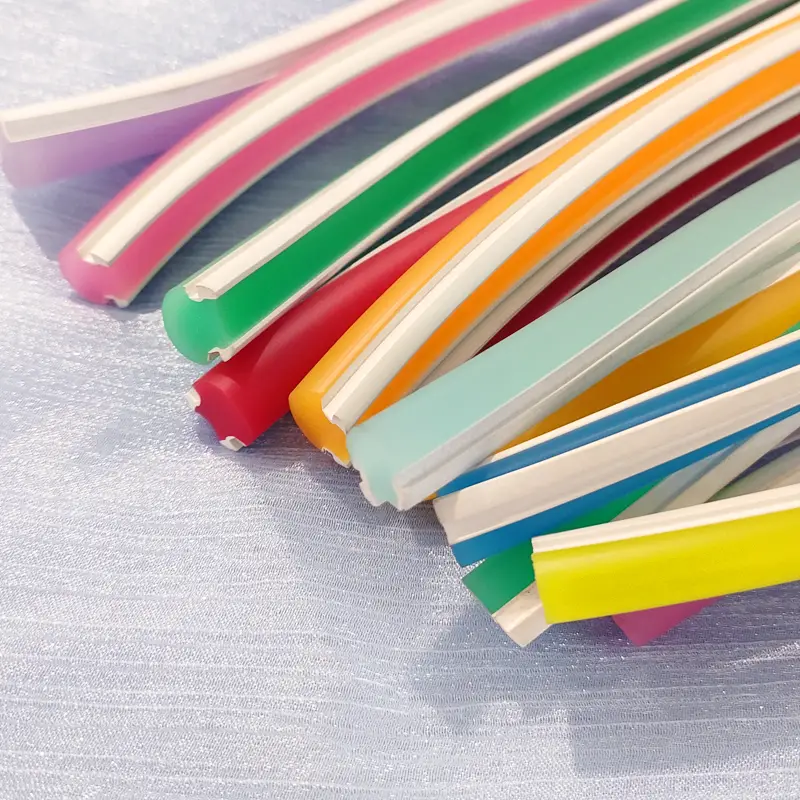 Toplu Sevkiyat İçin Kolay Kurulum ve Bakımı Kolay Modüler Silikon LED Neon Şerit 1