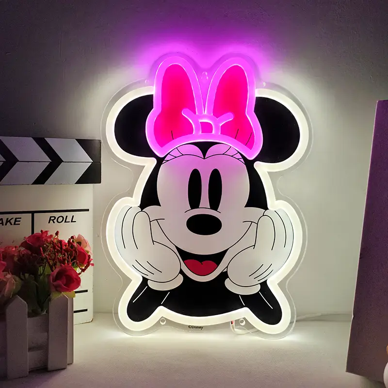 Minnie Mouse ပုံသဏ္ဍာန် LED နံရံမီး | ကလေးအိပ်ခန်းအလှဆင်မီး | တူးစရာမလို လွယ်ကူစွာတပ်ဆင်နိုင်ခြင်း 1