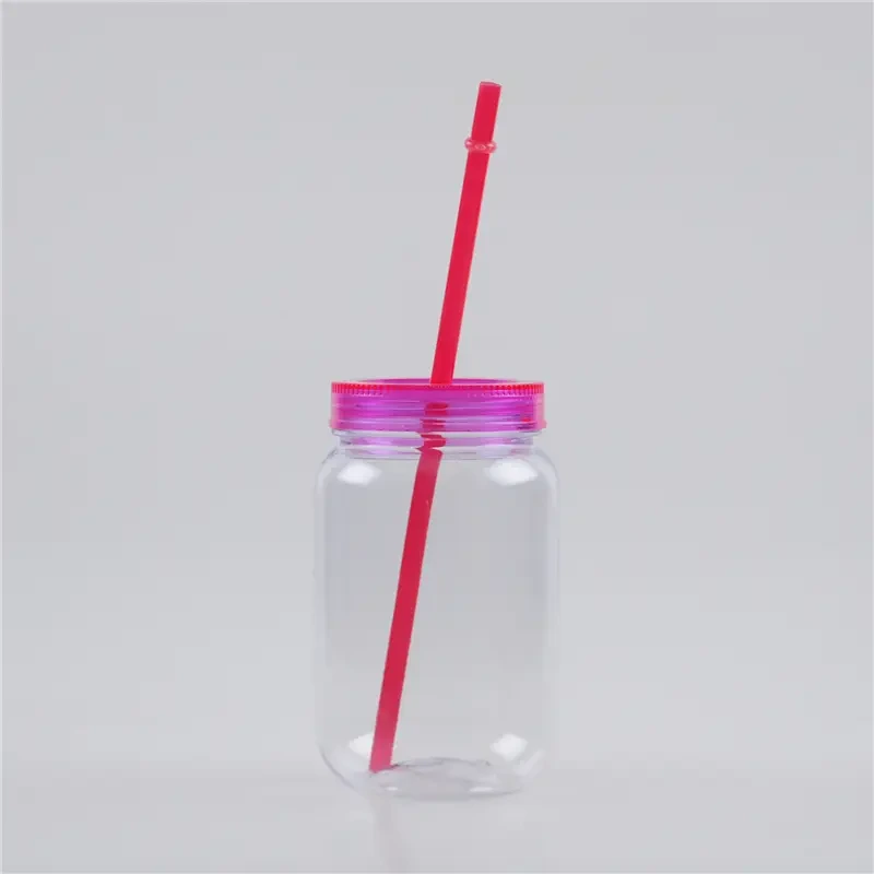 550ml Plastic Straw Cup 1