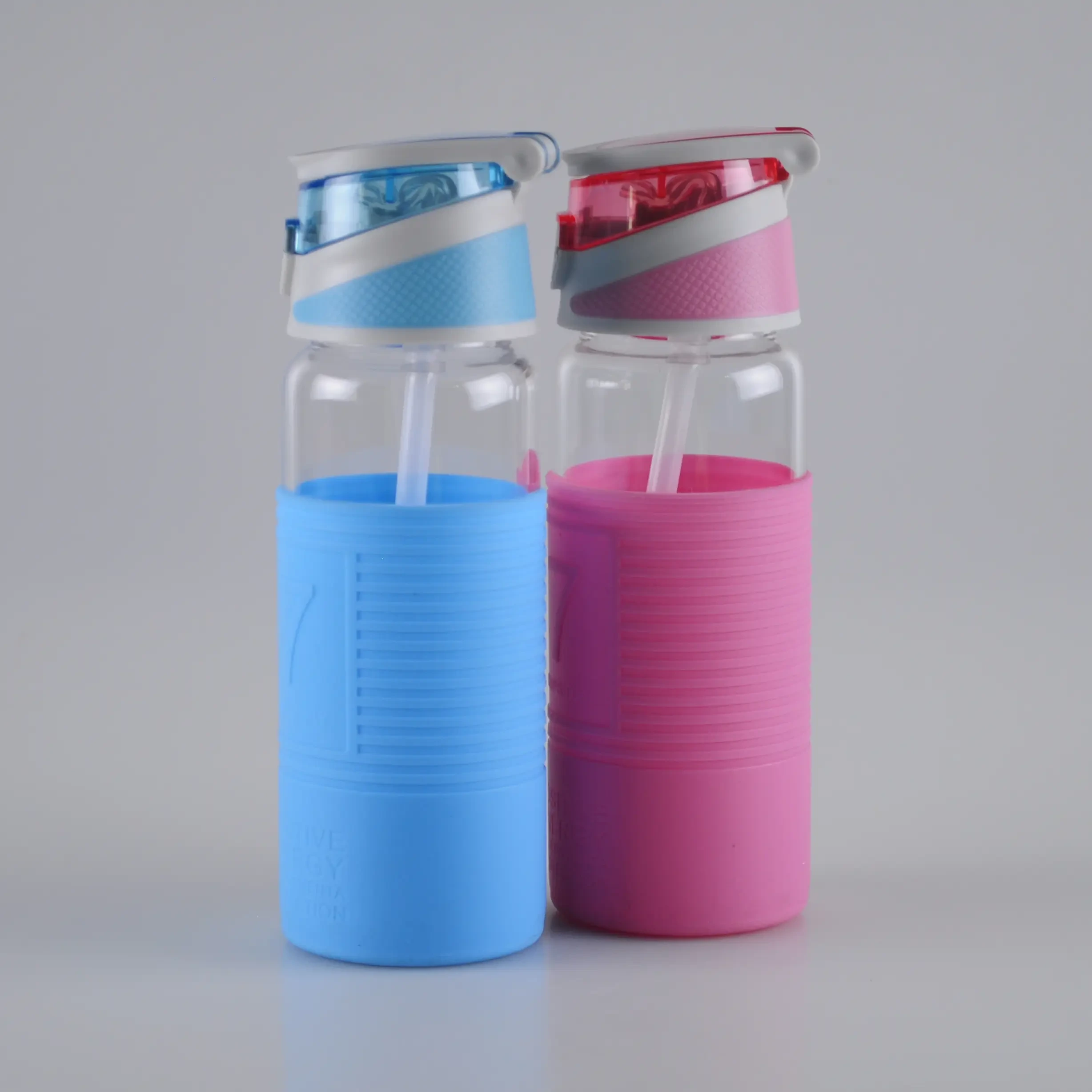 400ml glazen waterfles met draagdeksel en siliconen hoes 1