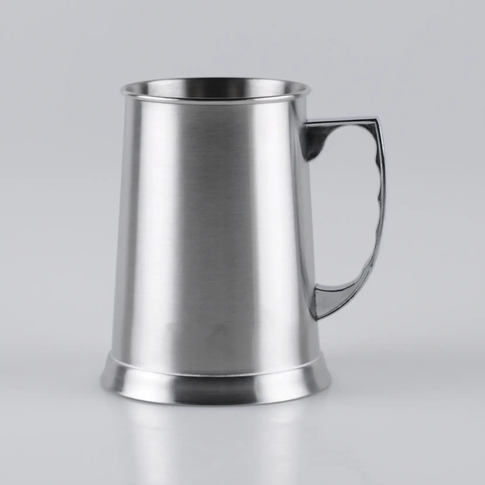 350ml Stainless Steel Beer Cup with Handle 1