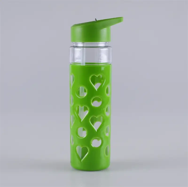 700ml makkelijk mee te nemen plastic sportfles met rietje 1