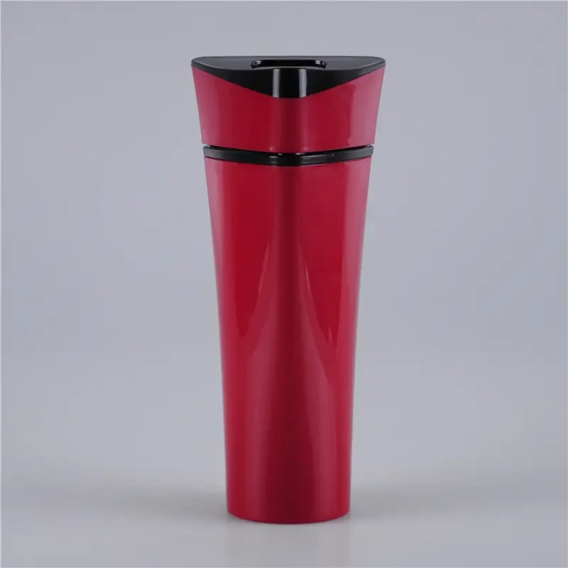 500ml Triangle Shape Coffee Travel Mug 1