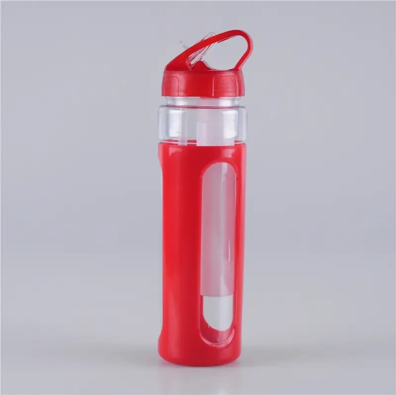 700ml Easy Carrying Ice Bottle with Straw 1