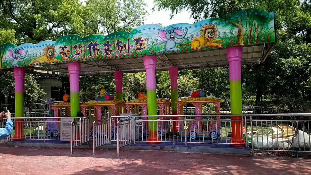 LETIAN deluxe amusement train rides factory park playground 4