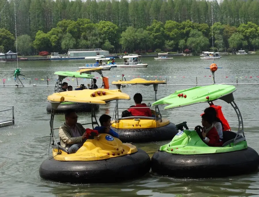 LETIAN lt7071a bumper car ride for kids amusement park 3