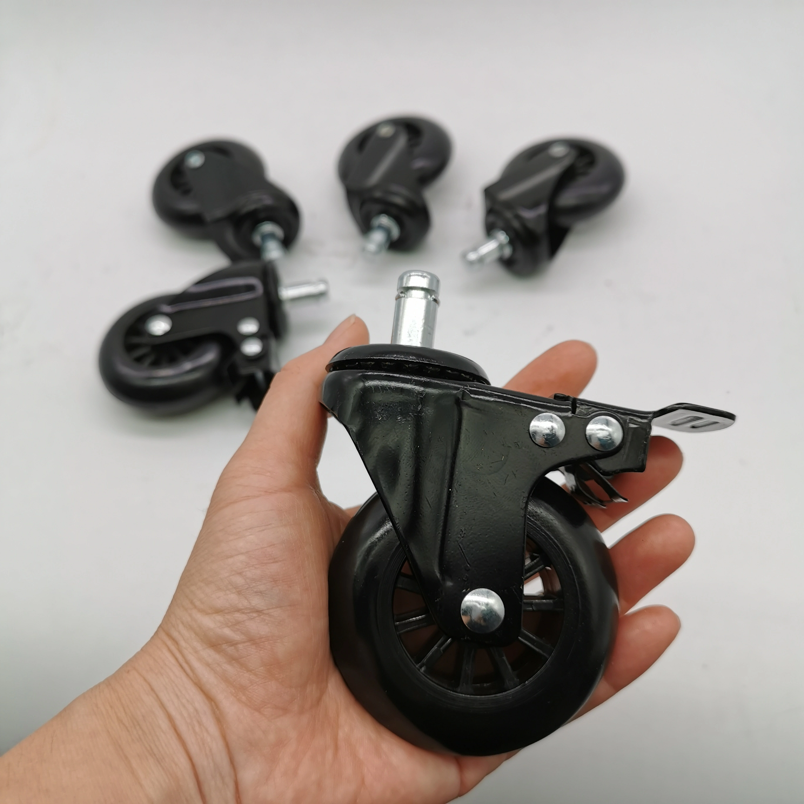70 mm Dual Lock And Brake 100 kgs Loading Capacity Removable Plastic Nylon Caster wheels 1