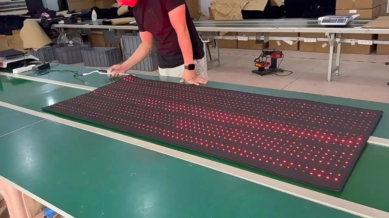 Red Light Therapy Mat, 2in1 LEDs (660nm& 850nm) Red Light Therapy Blanket, Premium Material, Adjustable Timer & Intensity 1
