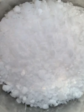 99.8%1, 4-Dichlorobenzene P-Dichlorobenzene CAS 106-46-7 1