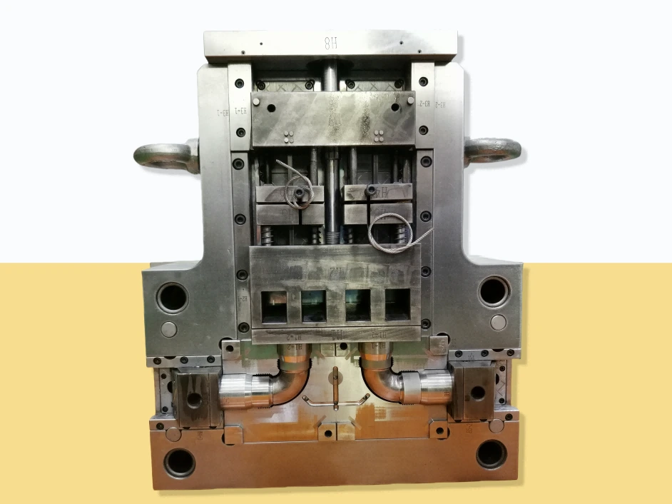 90 Degree Elbow Mould - Spark Mould 1