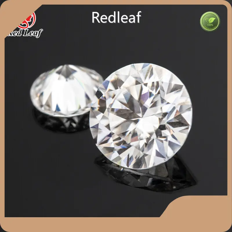 Round Cut Moissanite by Redleaf 1