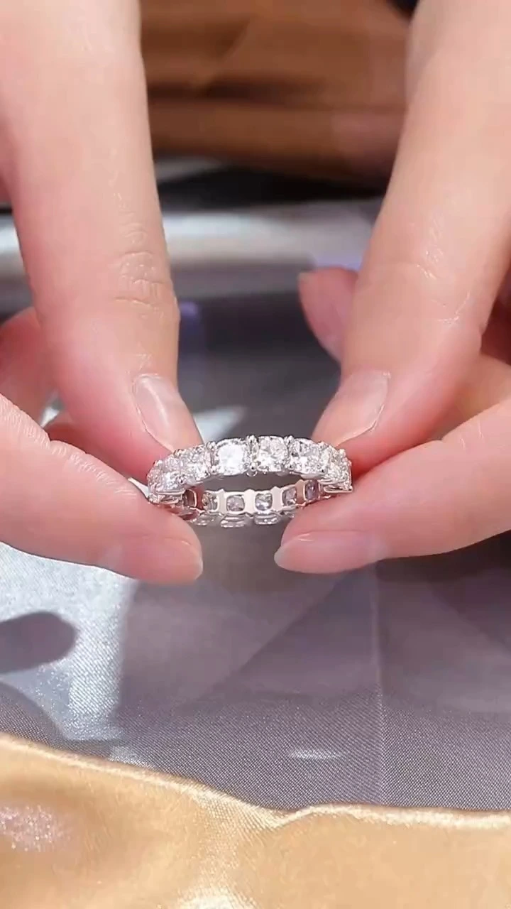 Redleaf 4*4 mm Cushion Cut 9K 10K 14K 18K Gold IGI Report CVD HPHT Lab Grown Diamond Engagement Wedding Ring 1